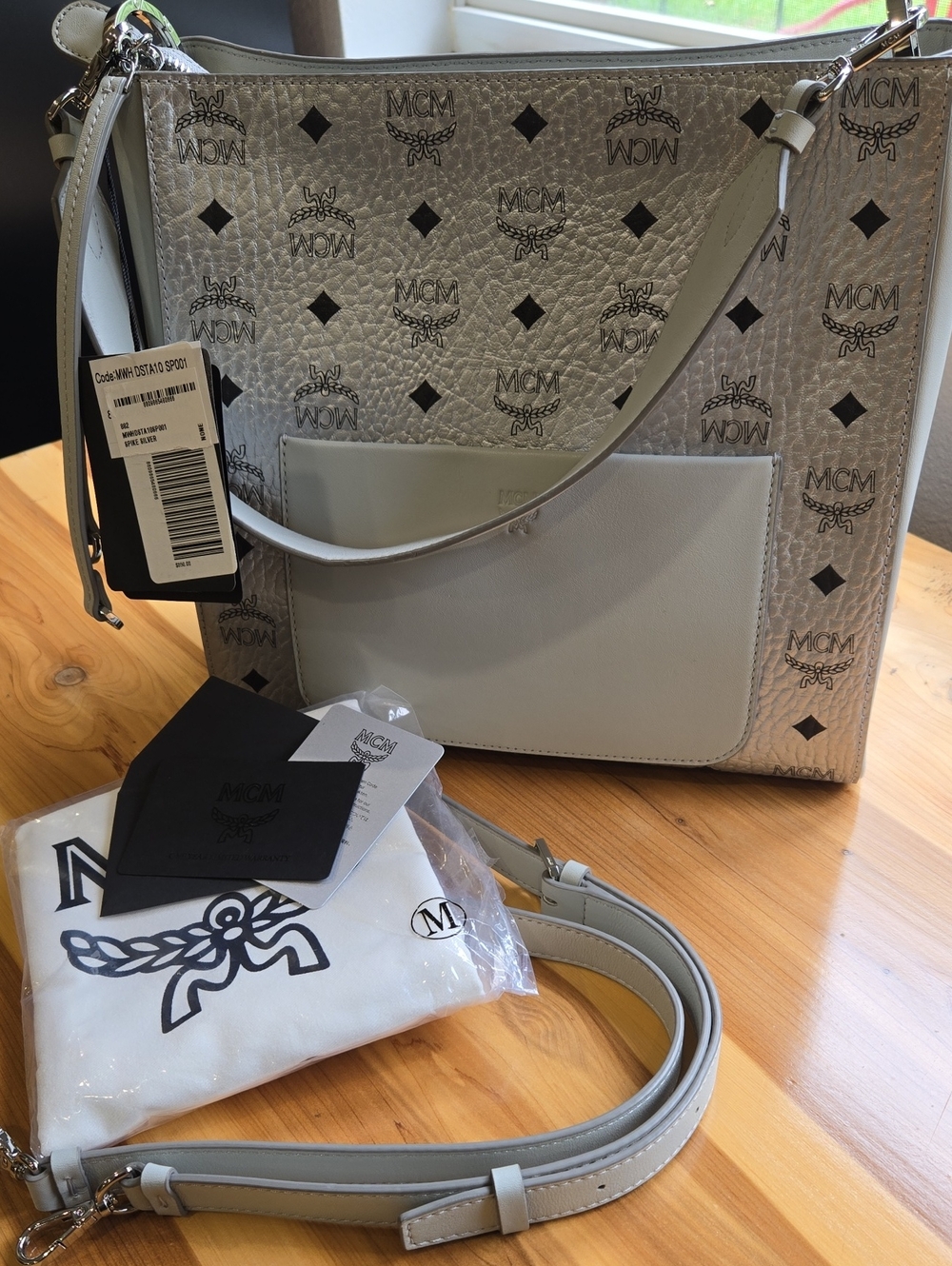 MCM Medium Aren Vicetos Silver & Black Leather Bag w/2 Straps